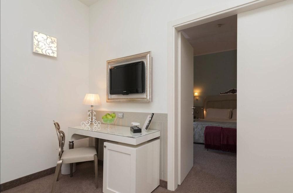 Jr Hotels Oriente Bari Ngoại thất bức ảnh