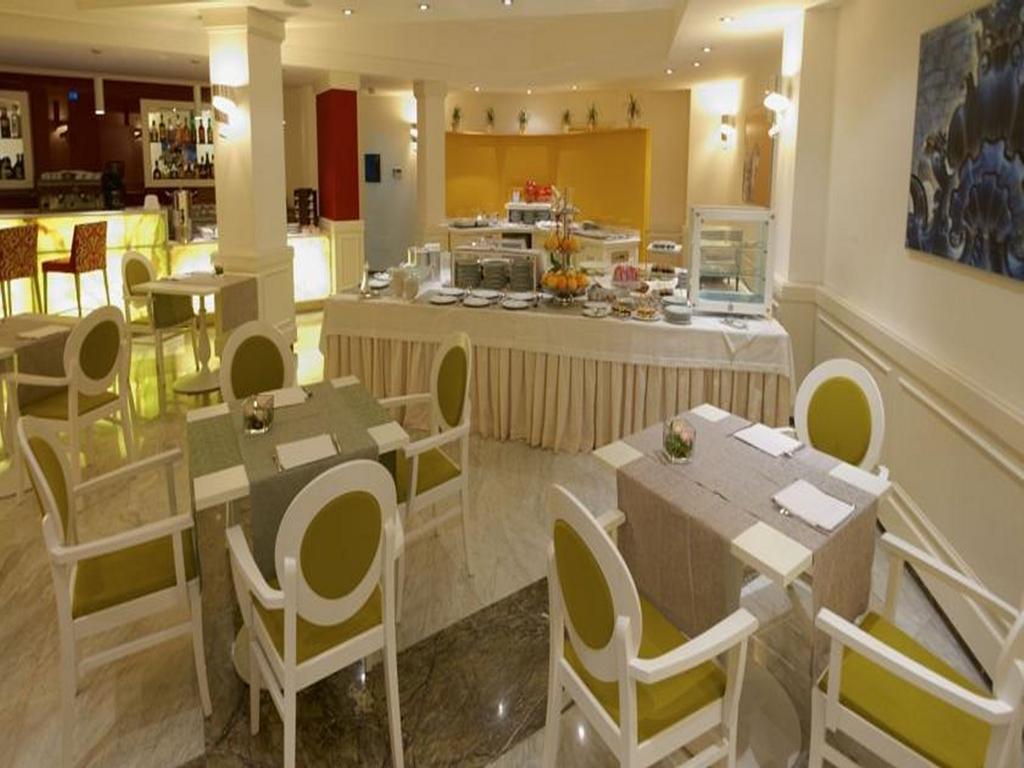 Jr Hotels Oriente Bari Ngoại thất bức ảnh